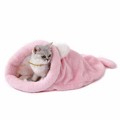 Cama de Inverno para Gatos em forma de Toca Tubarão