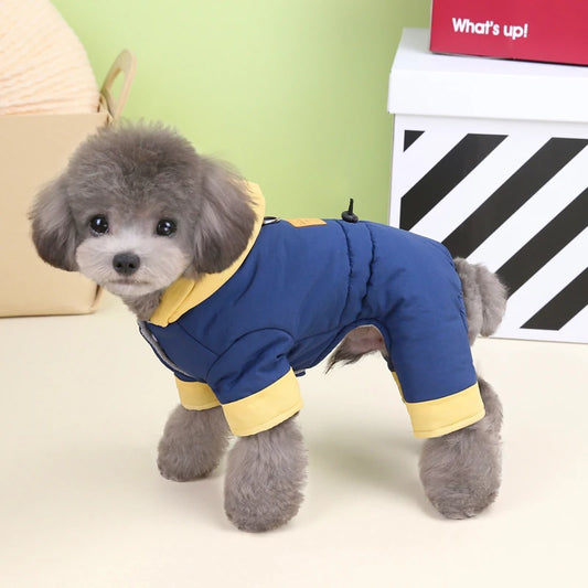 Macacão Inverno em Tecido Soft com Punhos Elásticos e Capuz para Cães e Gatos