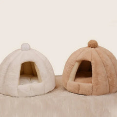 Cama Cabana Pet Formato Iglu com PomPom e Forro Peluciado