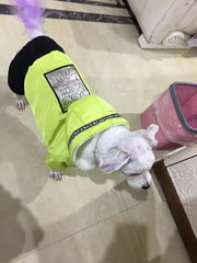 Macacão Para Cachorro Verde Neon Com Capuz E Detalhe Refletivo