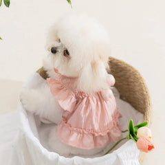 Vestido Rosa de Babados com Laço Frontal e Tecido Leve para Cães Pequenos