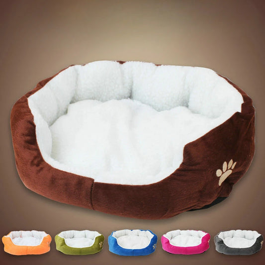 Cama Pet Colorida com Estampa de Patinha e Pelúcia Interna