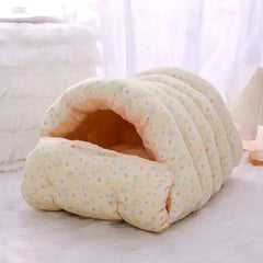 Caminha Encapada para Gatos e Cães Pequenos
