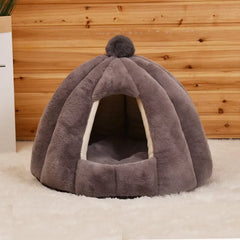 Cama Cabana Pet Formato Iglu com PomPom e Forro Peluciado